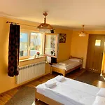 Osrodek Wypoczynkowy Wzgorza 3* Czerwienne