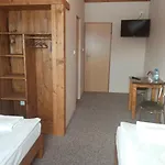 Bed & Breakfast Osrodek Wypoczynkowy Wzgorza Czerwienne