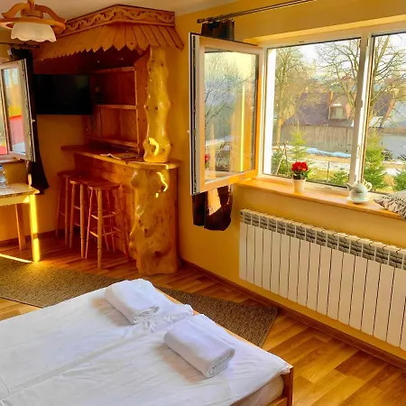 Osrodek Wypoczynkowy U Bartka Bed & Breakfast Czerwienne
