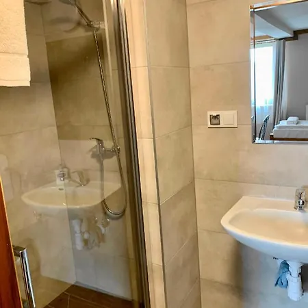 Osrodek Wypoczynkowy U Bartka Bed & Breakfast *