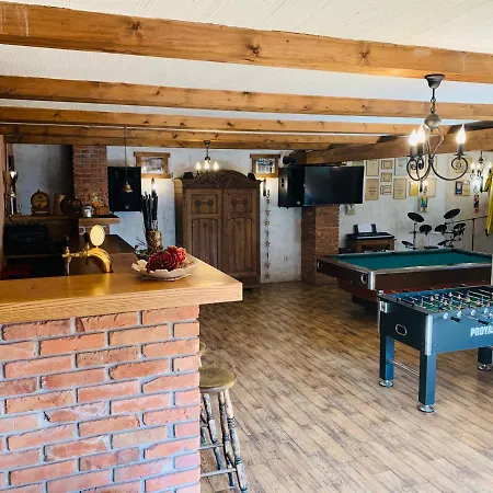 Osrodek Wypoczynkowy U Bartka Bed & Breakfast Czerwienne