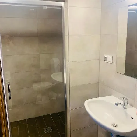 住宿加早餐酒店 Osrodek Wypoczynkowy Wzgorza 3*